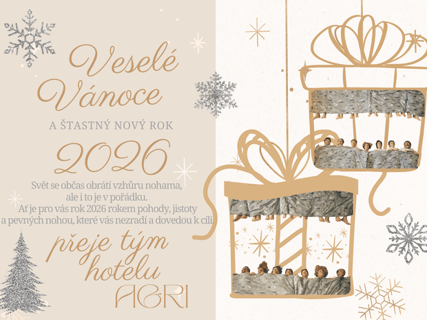 White Simple Merry Christmas Family Photo Card (A4 (na šířku)).png